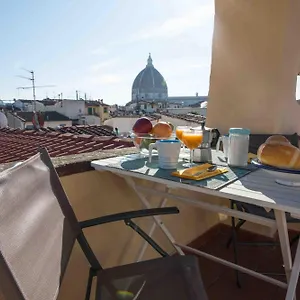 A Refuge With A Terrace Overlooking The Duomo Apartment